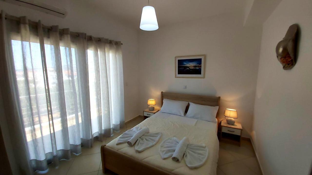 Nikko'S Apartments Elafonisos Extérieur photo
