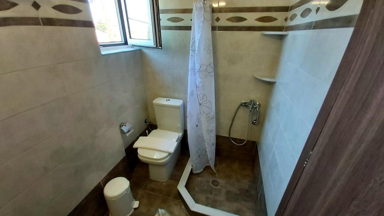 Nikko'S Apartments Elafonisos Extérieur photo